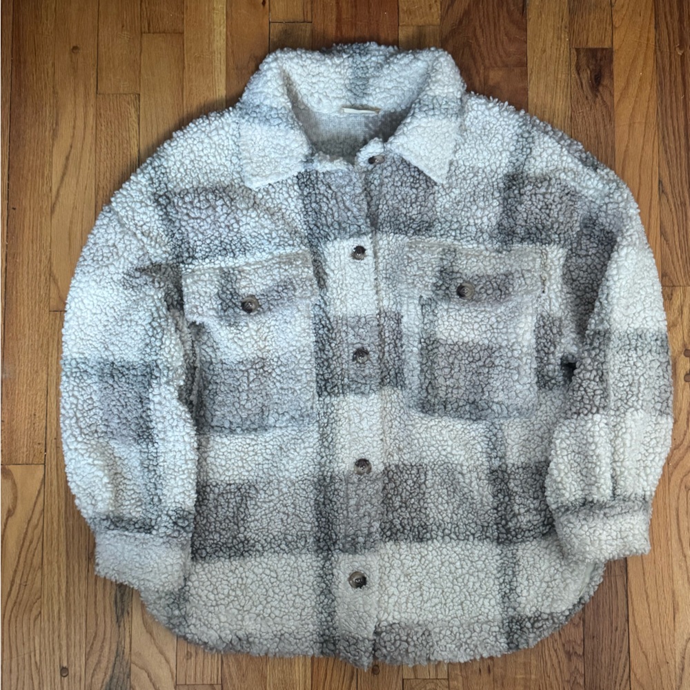 Fuzzy Sherpa flannel button up top jacket